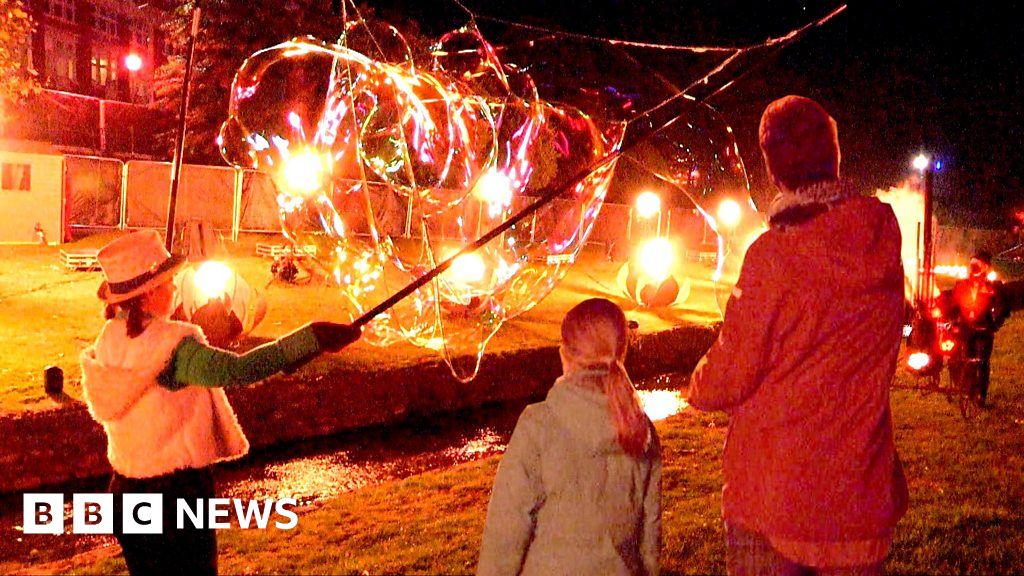 Arts Festival lights up Bournemouth gardens BBC News