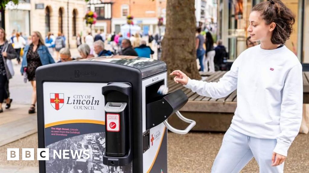 Lincoln Solarpowered bins to cut windblown litter in city centre