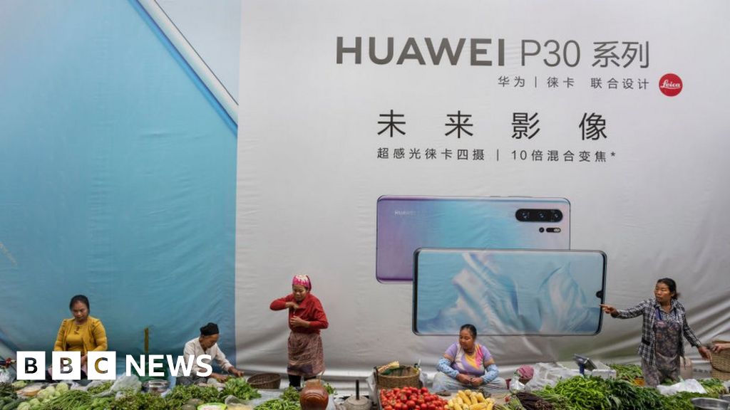 Huawei accuses US of cyber-attacks and threats to staff