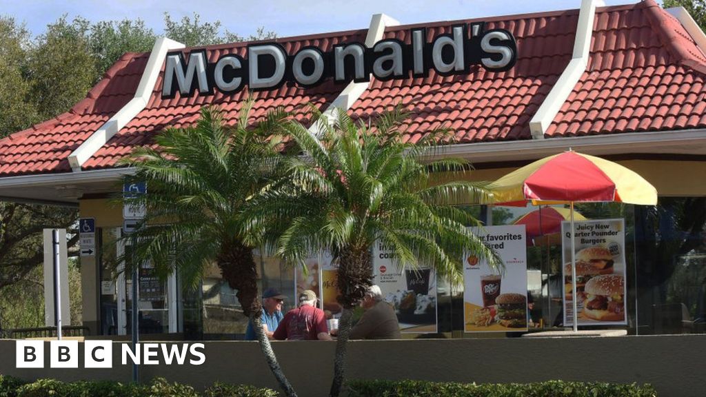 Us Mcdonalds Workers File 500m Sexual Harassment Lawsuit Bbc News 