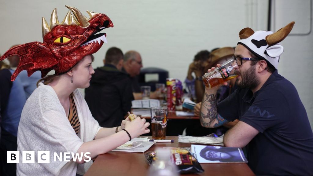 Beer stalkers to night caps at Camra hat day
