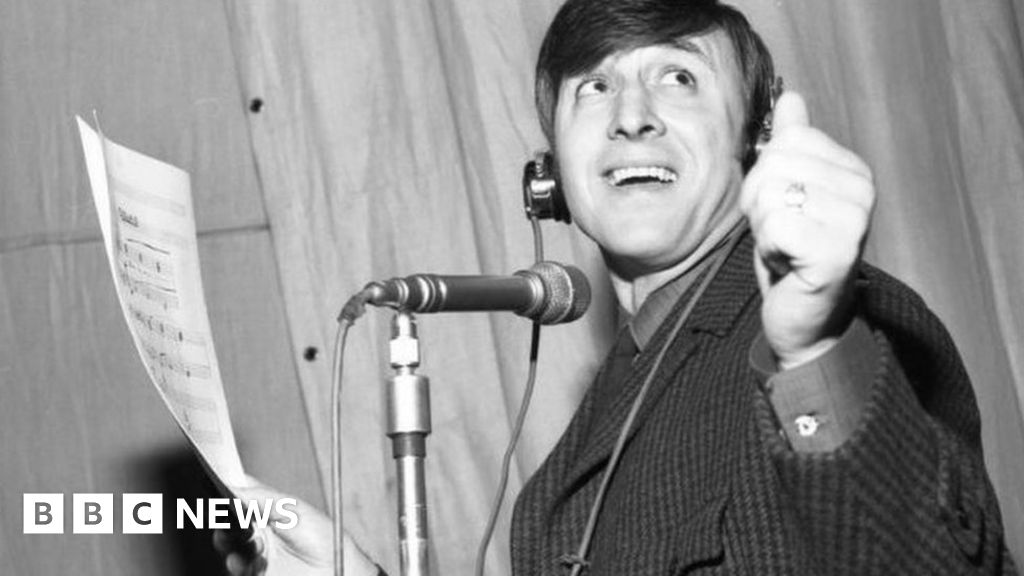 Coventry-born Edelweiss singer Vince Hill dies at 89