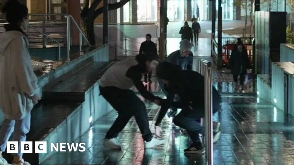 London charity teaches parkour to help people with their mental health