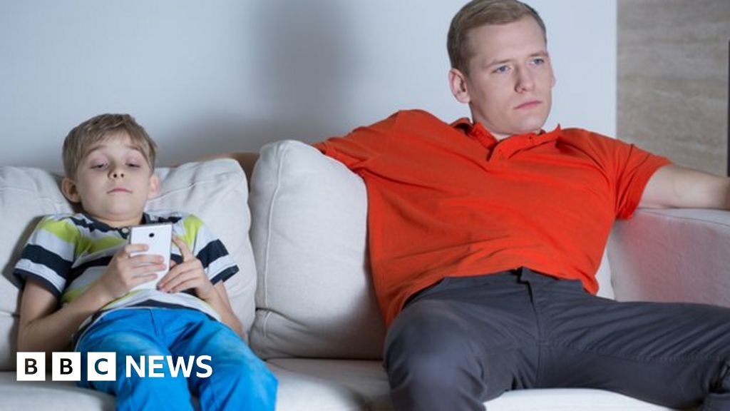 Time spent online 'overtakes TV' among youngsters