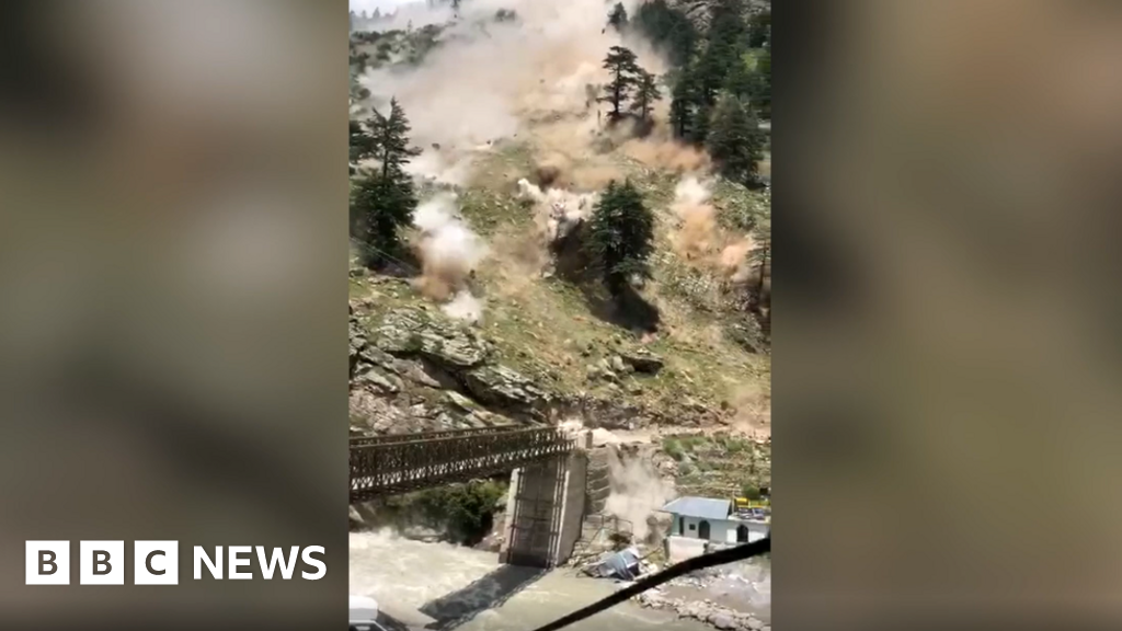 India landslide: Nine tourists killed as boulders fall from hilltop