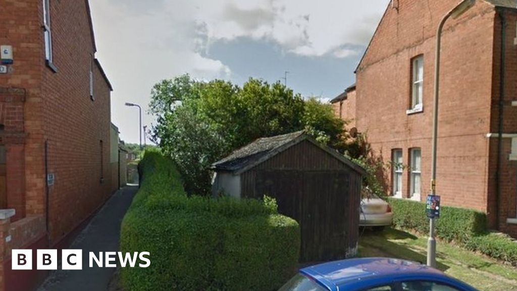 Milton Keynes Council land worth £680k to be auctioned BBC News