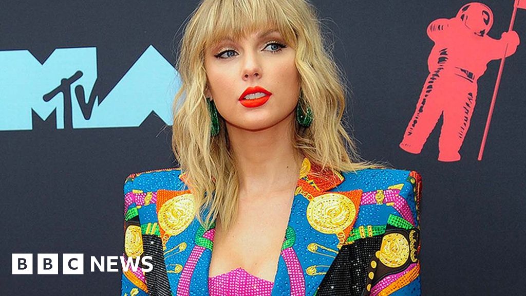 Taylor Swift Tried To Sue Microsoft Over Racist Chatbot Tay Bbc News