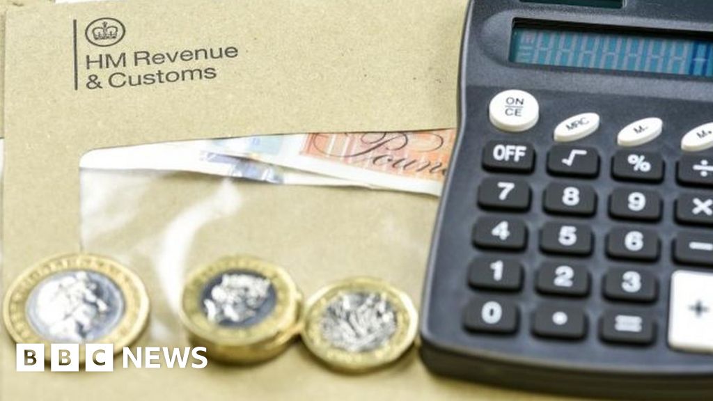 HMRC closes phone lines due to technical fault