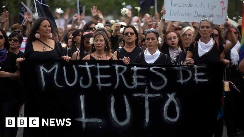 Αποτέλεσμα εικόνας για 'Women in black' have marched in Chile
