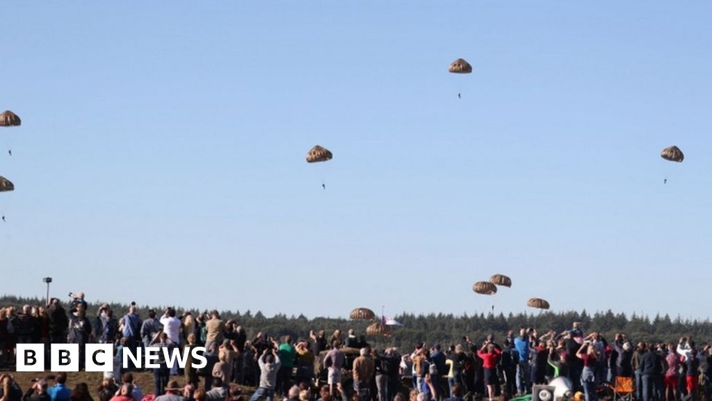 Battle of Arnhem: Mass parachute drop marks WW2 assault