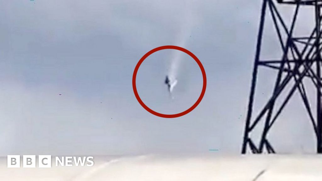 Shocking Footage Eastern Russia Plane Crash 48 Dead - zd52rz2