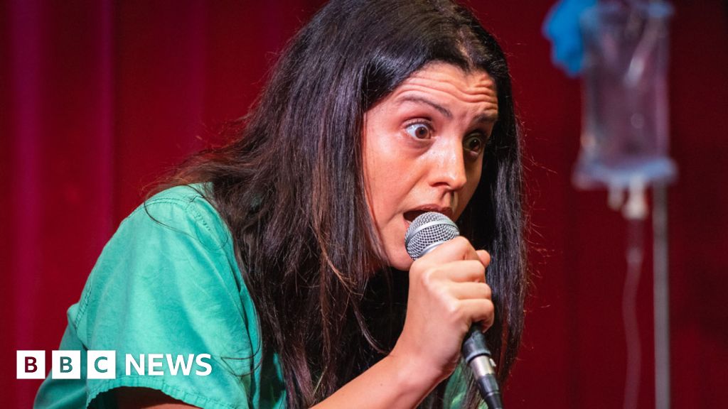 Edinburgh Fringe: Doctors mock the NHS