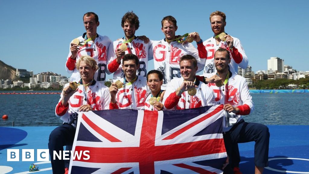 Henley parade for Team GB Olympic rowers BBC News