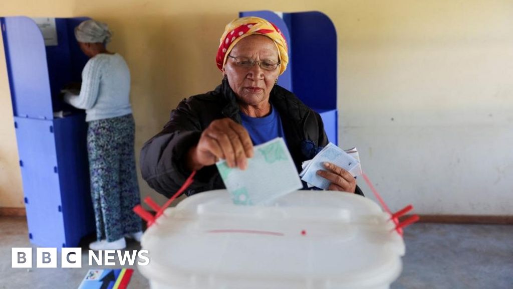 Eswatini election: The vote in a kingdom where parties are banned