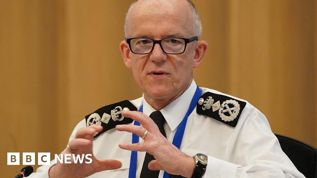 Met commissioner Sir Mark Rowley building new vetting process BBC News