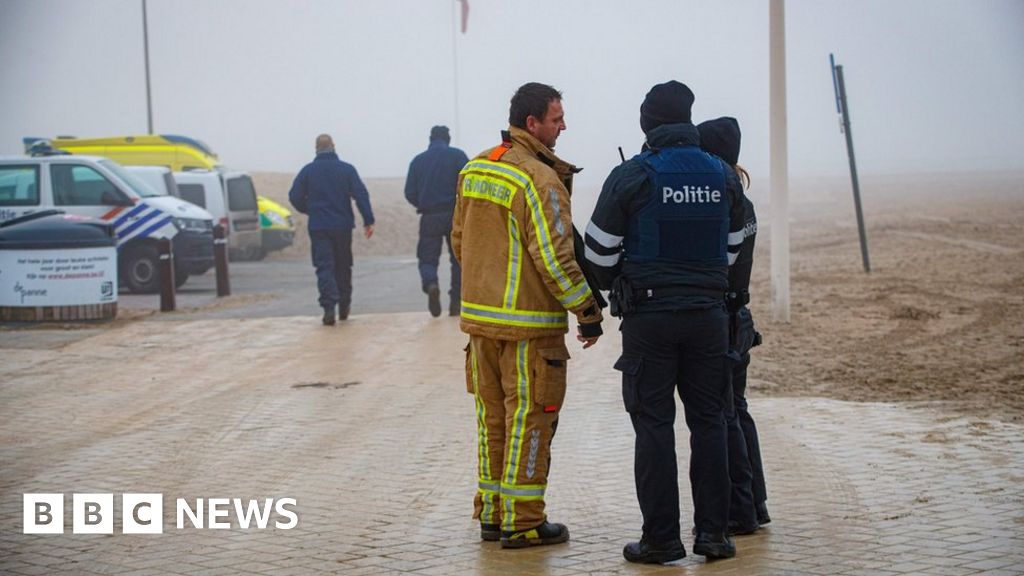 Migrant boat sinks trying to reach UK from Belgium