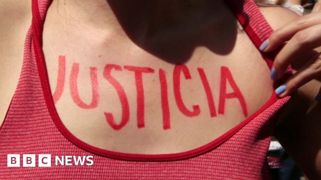 Women Fight Back Against Mexican Machismo Bbc News