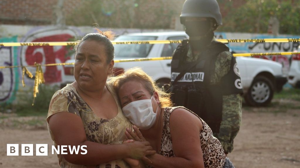 Mexican drug rehab centre stormed by gunmen