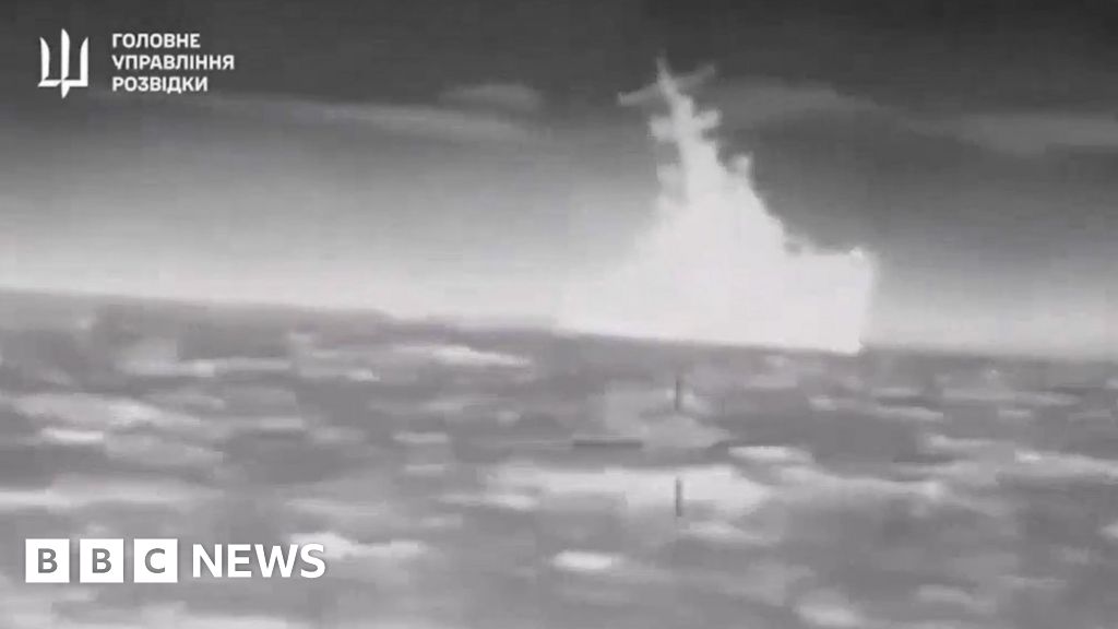 Украински сили казват че са унищожили руски ракетен катер от