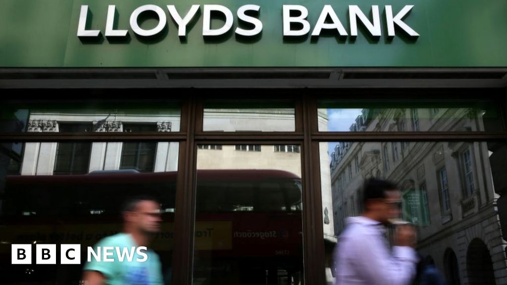John Lewis And Lloyds Bank Cut Many Hundreds Of Jobs Bbc News