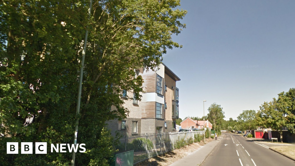 Basingstoke street attack murder bid suspects released