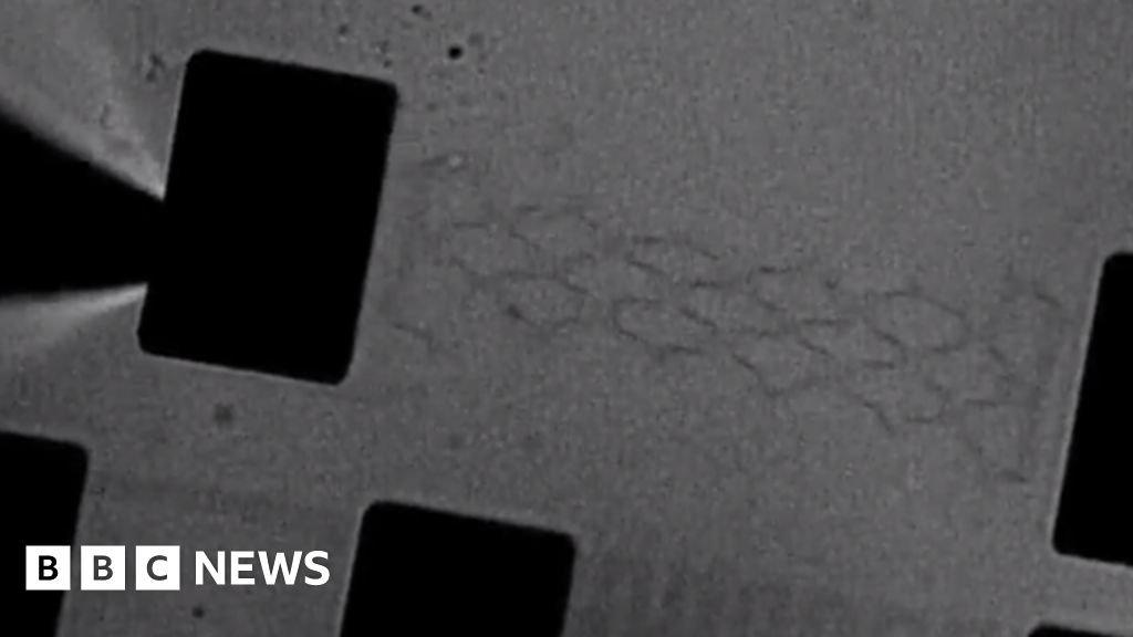 Graphene Gets Sculpted For Stretch Bbc News 