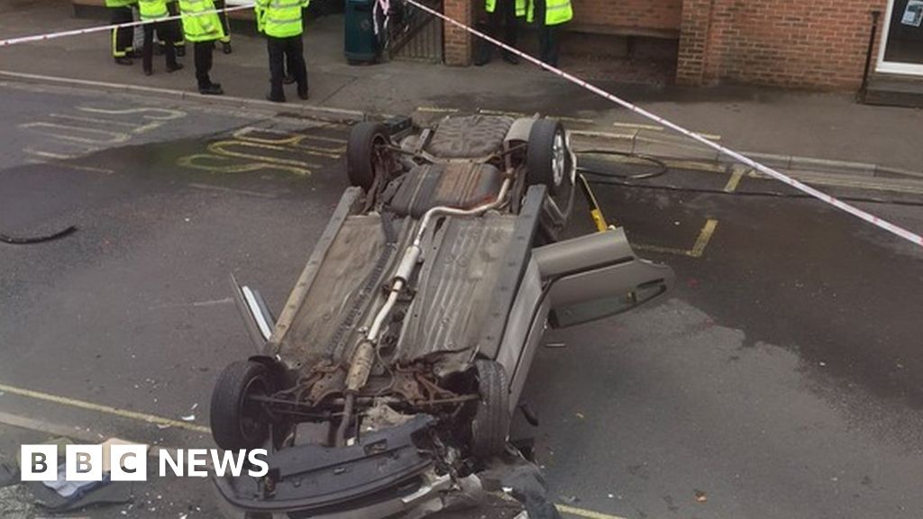 Pedestrian, 89, dies in New Milton car crash BBC News