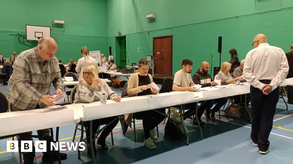 Derbyshire election count abandoned after candidate’s death