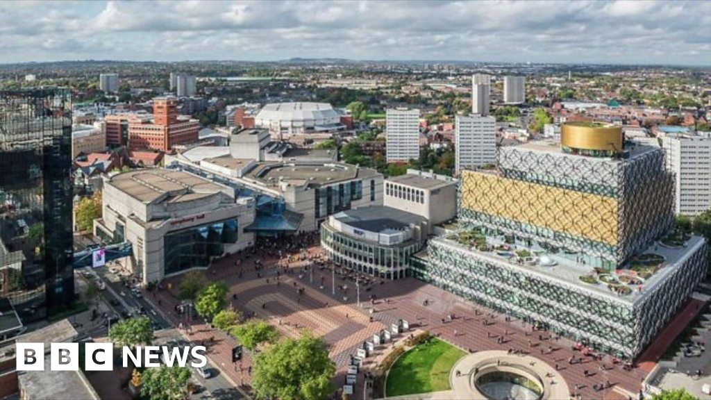 Birmingham 'ready' to host 2026 Commonwealth Games - BBC News
