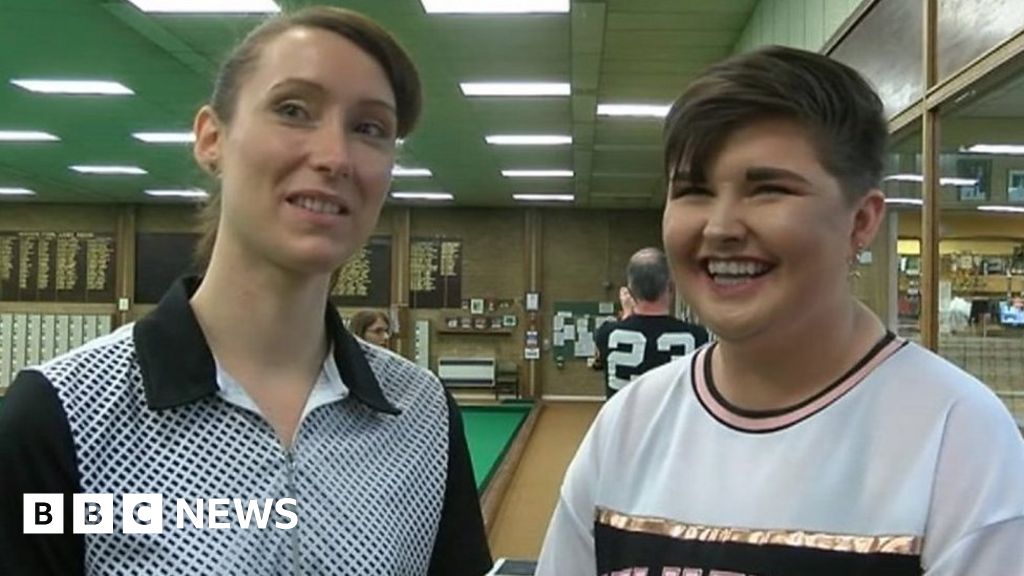 Merthyr bowls club sees rise in young trophy winners BBC News