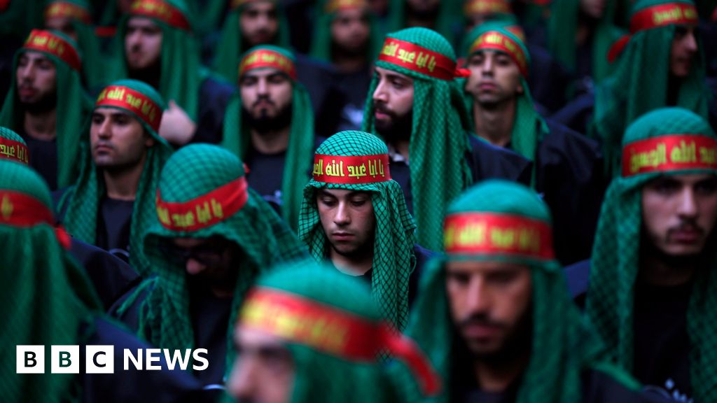Sunnis And Shia Islam s Ancient Schism BBC News