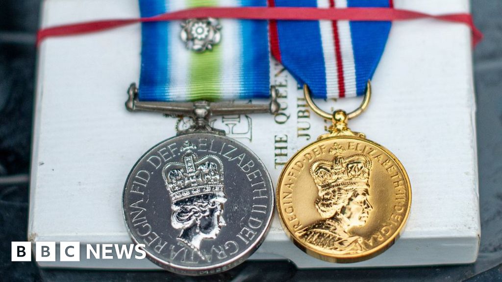 stolen-falklands-war-medals-returned-after-15-years