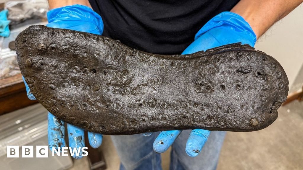 Mystery over 'unusually large' Roman shoes