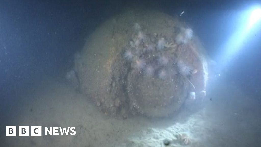 ww2-bouncing-bombs-to-be-recovered-by-divers-bbc-news