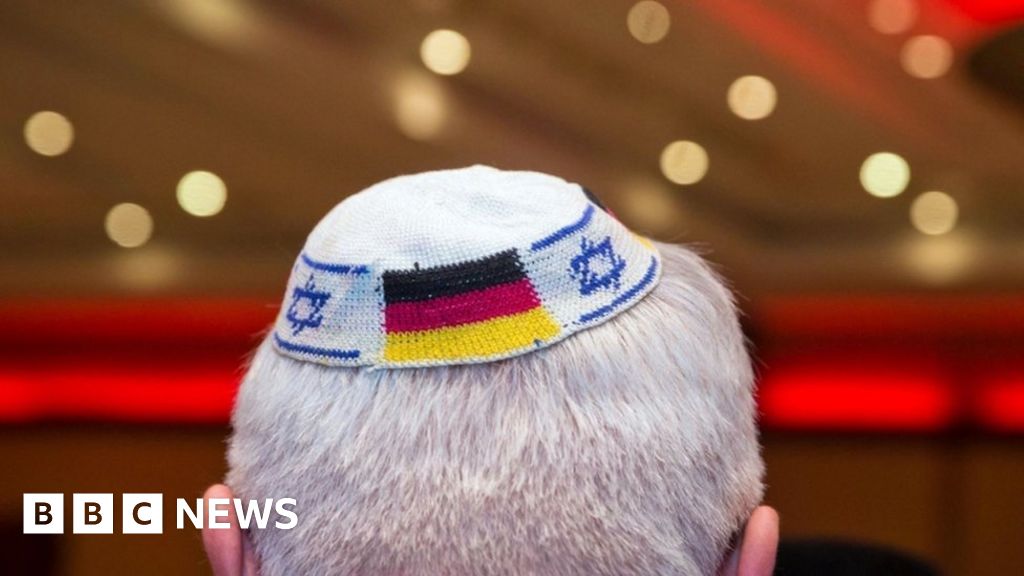 German Jews warned not to wear kippas after rise in anti-Semitism