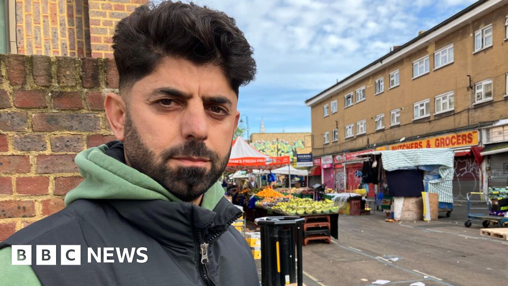 Walworth stabbing: Market vendor describes fatal knife attack