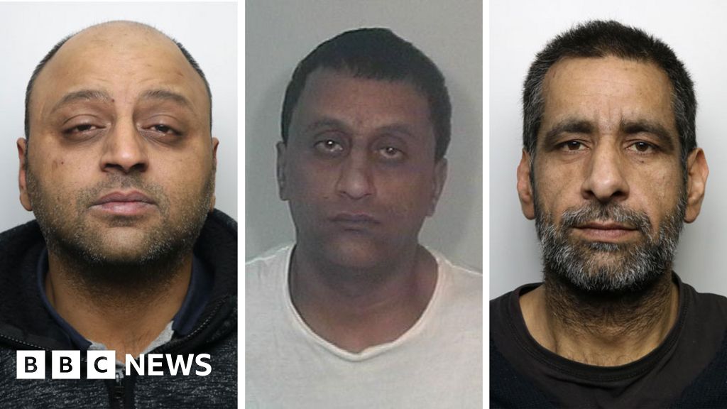 Three Huddersfield Men Jailed For Raping Teenage Girl Bbc News