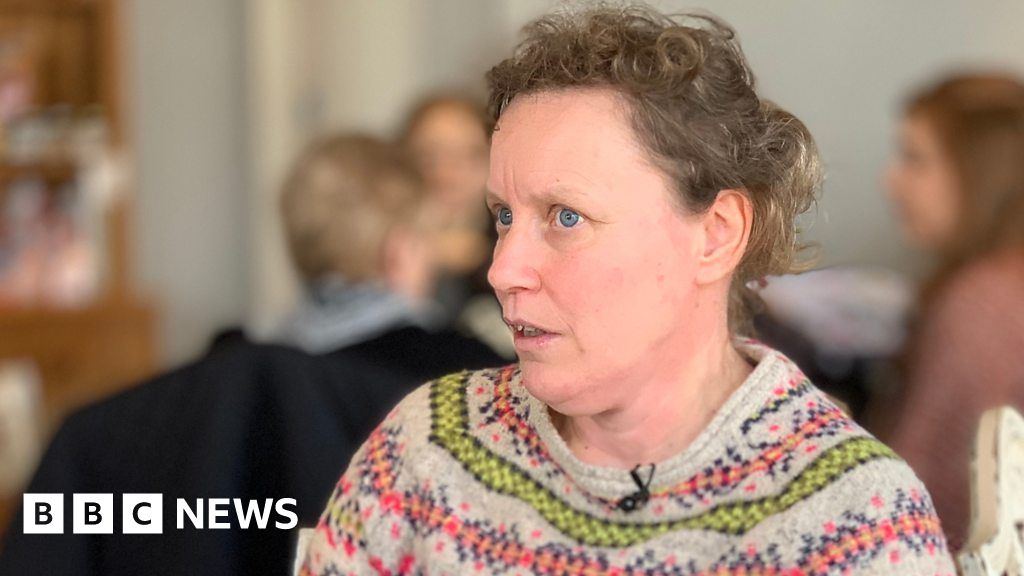 Face blindness The woman who cannot recognise her own face BBC News