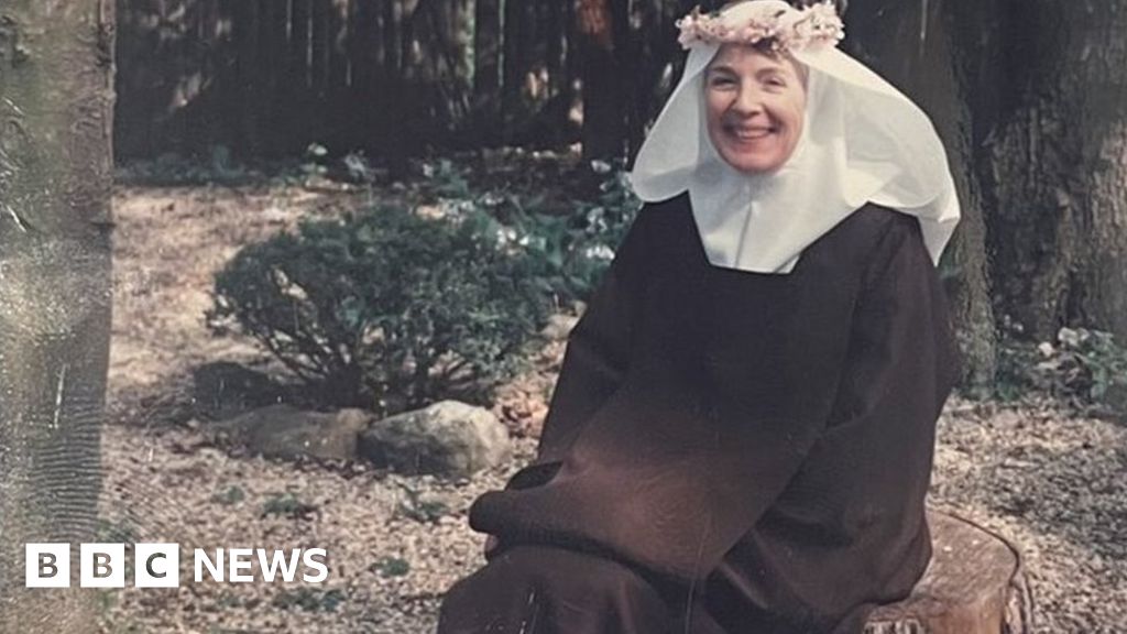 A 92-year-old nun, who took a vow of silence, solitude and poverty, has died at the monastery where she lived for the past three decades - however the