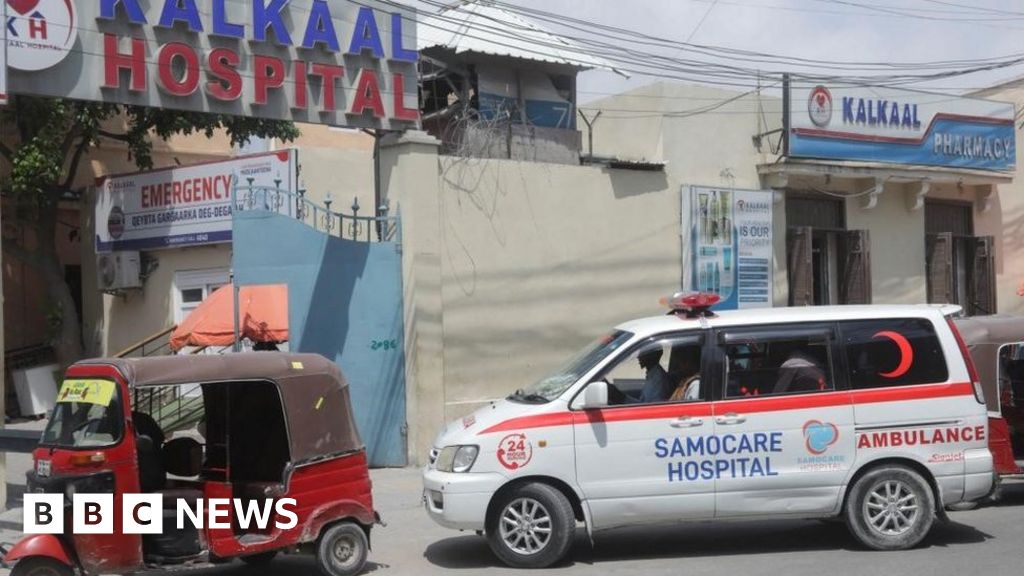 Somalia Villa Rays attack: At least four dead in hotel siege