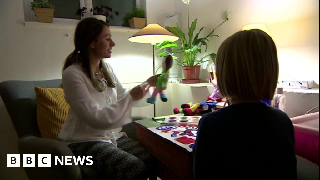 Counsellors Need More Space After 300 Rise In Referrals Bbc News 8147