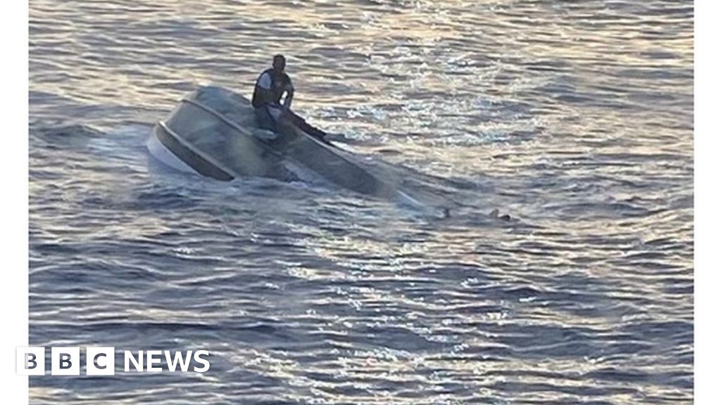 Dozens feared lost as 'smuggling' boat capsizes off Florida