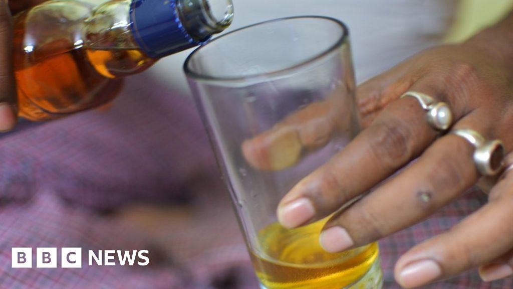 India police force tells heavy-drinking officers to leave