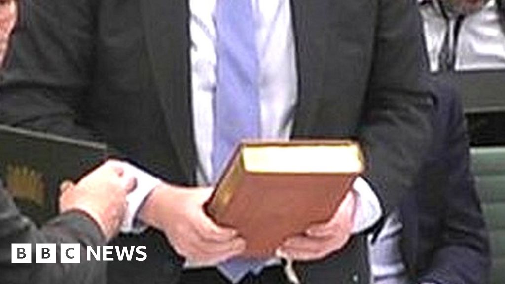 Boris Johnson swears on Bible to tell truth