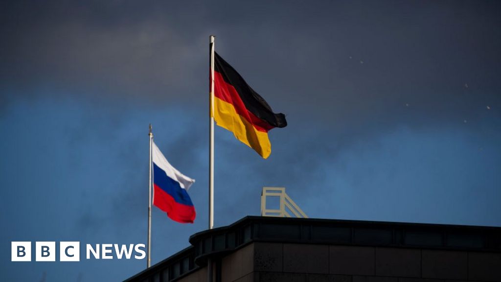 Honderden verdreven Duitsers zijn van plan Rusland te verlaten