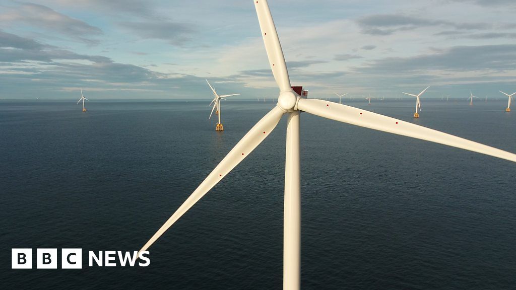 Last Turbine Installed One Of World S Largest Offshore Wind Farms Bbc News