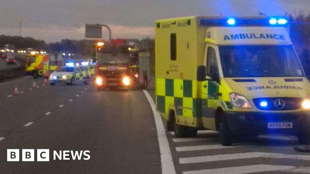 Fire service warns drivers after two M40 crashes two days BBC News