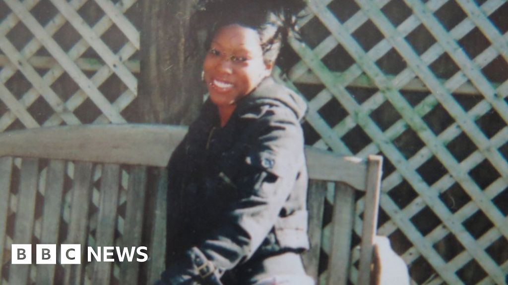 Us Mother Accidentally Shot Dead By Two Year Old Son Bbc News Us Mother Accidentally Shot Dead By Two Year Old Son Bbc News