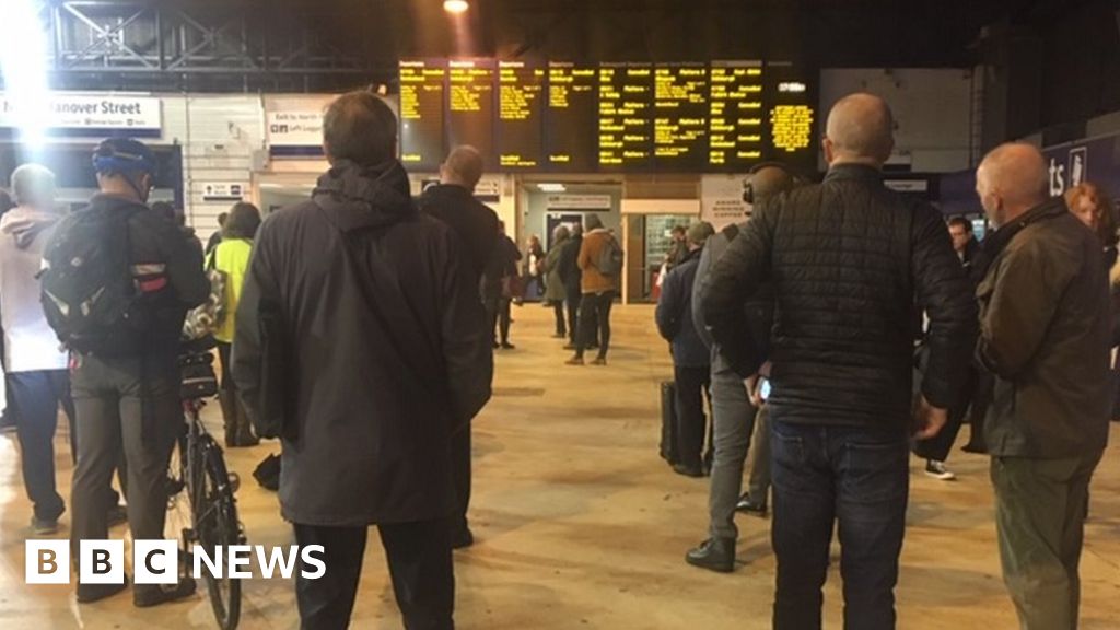 Rail disruption eases following earlier closure of line - BBC News