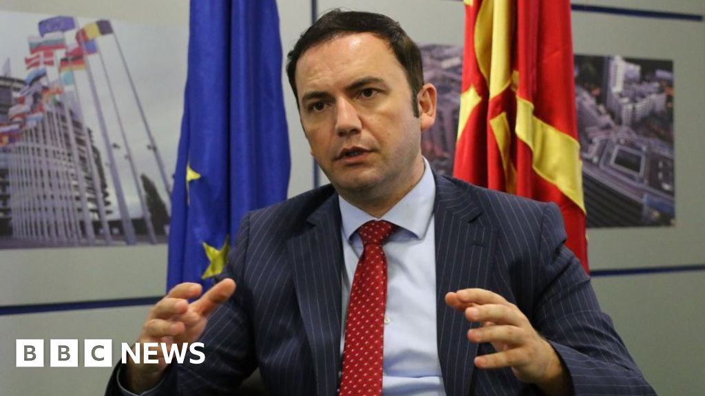 Greece resumes flights to Macedonia